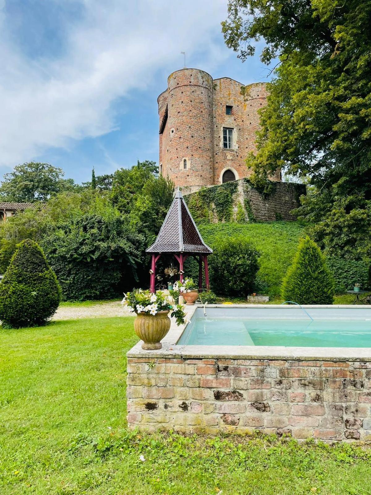 Chateau Du Montellier Bed & Breakfast Le Montellier