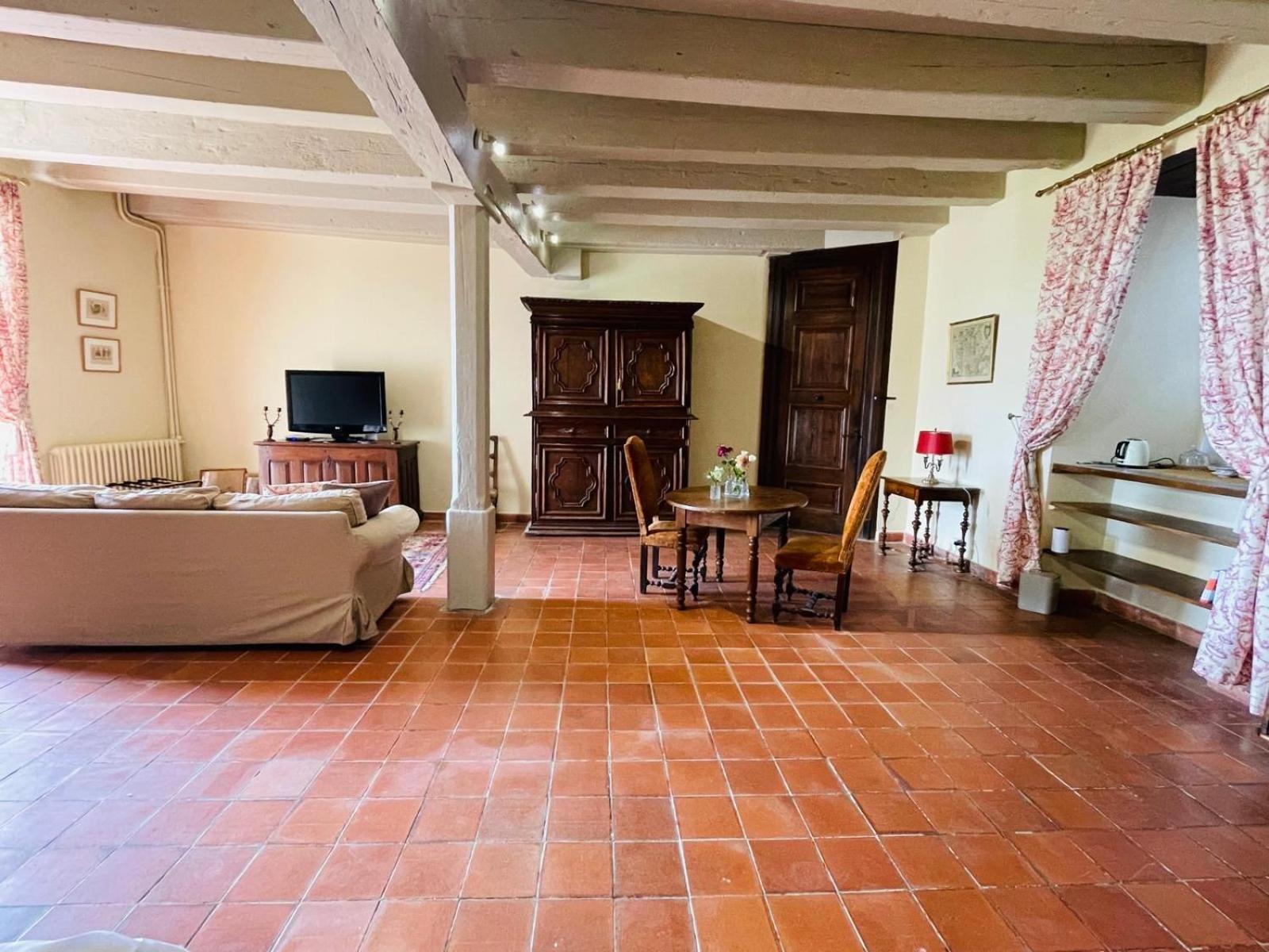 Chateau Du Montellier